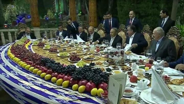 Ինչո՞ւ է Տաջիկստանի նախագահի մատուցած ընթրիքին Նիկոլ Փաշինյանը նստել սեղանի ծայրին. Պարզաբանում ԱԳՆ-ից. Tert.am
