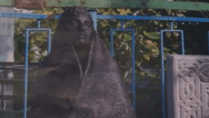 «Լացող մոր արձանը» գտել են