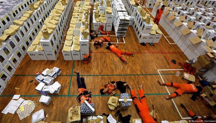 Ինդոնեզիայում ընտրություններին գերհոգնելուց 270 մարդ է մահացել