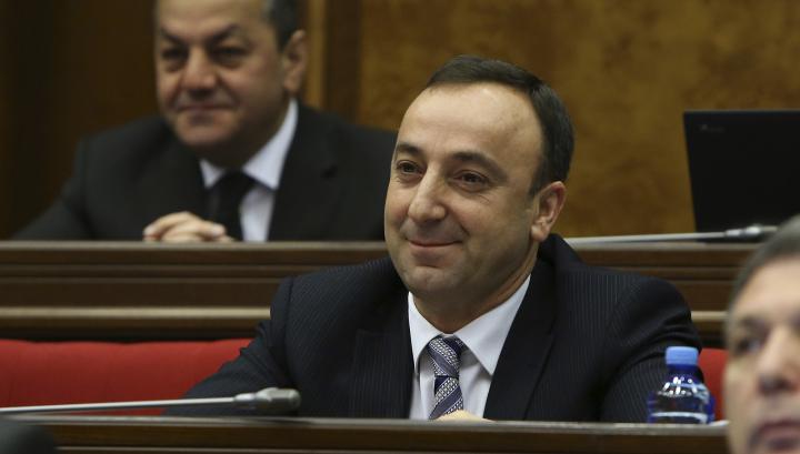 Հրայր Թովմասյանը չի պատրաստվում հրաժարական տալ
