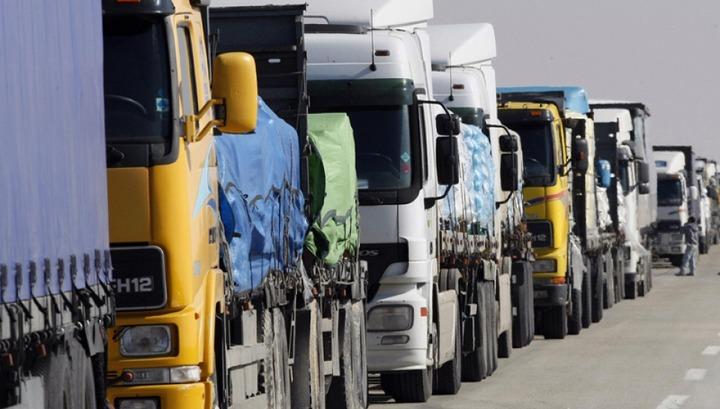 ՊԵԿ-ը դիմում է ՀՀ-ից Վրաստան մուտք գործող բեռնատարների վարորդներին