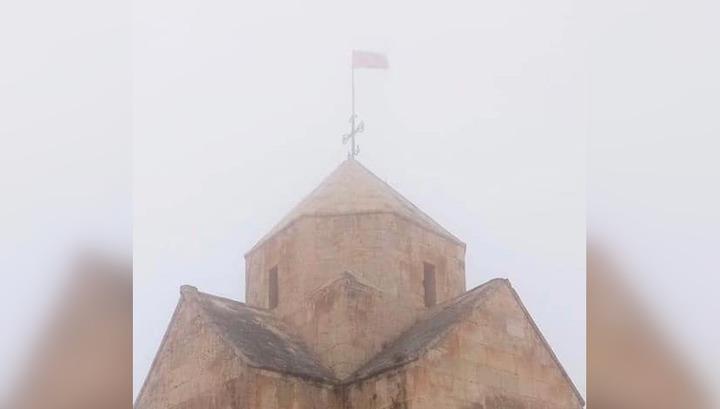«Վանքասարի Սպիտակ Խաչ եկեղեցու վրա բարձրացվեց Ադրբեջանի դրոշը․ Նաիրա Զոհրաբյան