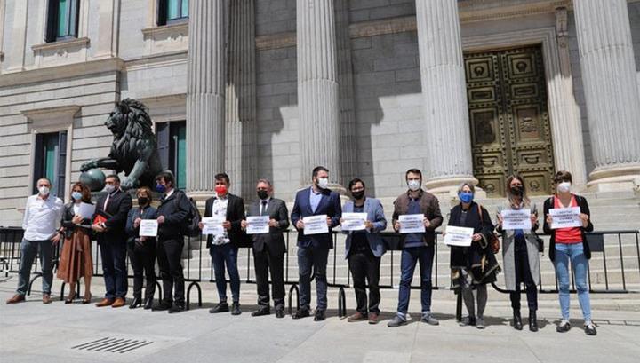 Մի խումբ իսպանացի պատգամավորներ ու սենատորներ Ադրբեջանից պահանջում են ազատ արձակել հայ գերիներին