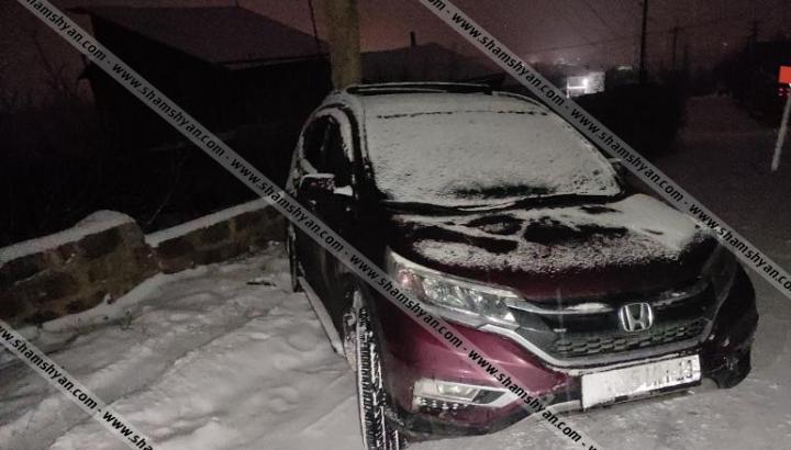 BMW-ն բախվել է ԱԺ պատգամավոր Հրաչյա Հակոբյանին սպասարկող մեքենային. shamshyan.com
