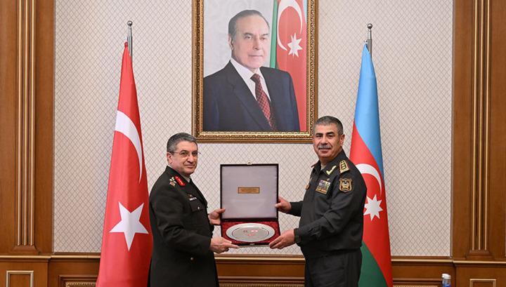 Ադրբեջանն ու Թուրքիան քննարկել են ռազմական արդյունաբերության ոլորտում համագործակցությունը