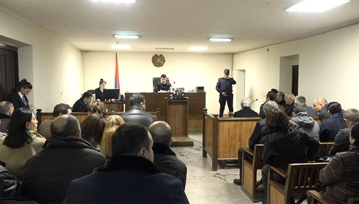 Դատախազը միջնորդեց մեղավոր ճանաչել Սերժ Սարգսյանին և ազատել քրեական պատասխանատվությունից