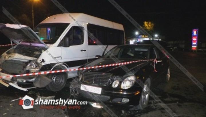 Երևանում միկրոավտոբուս է վթարվել․ կա 6 տուժած