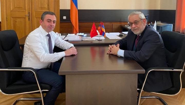Իշխան Սաղաթելյանը ներկայացրել է Հայաստանում և Արցախում տիրող քաղաքական-անվտանգային իրավիճակը