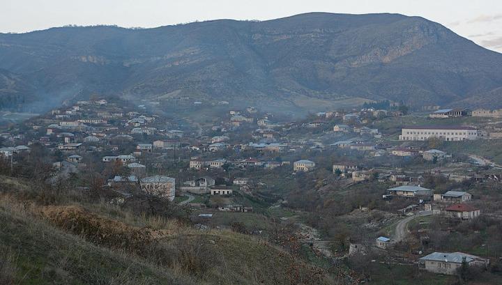 Ինչո՞ւ հենց հիմա...«Փաստ»