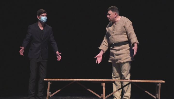 Վահրամ Սահակյանի ներկայացումը չեղարկելու սպառնալիք են արել թատրոնի տնօրենին