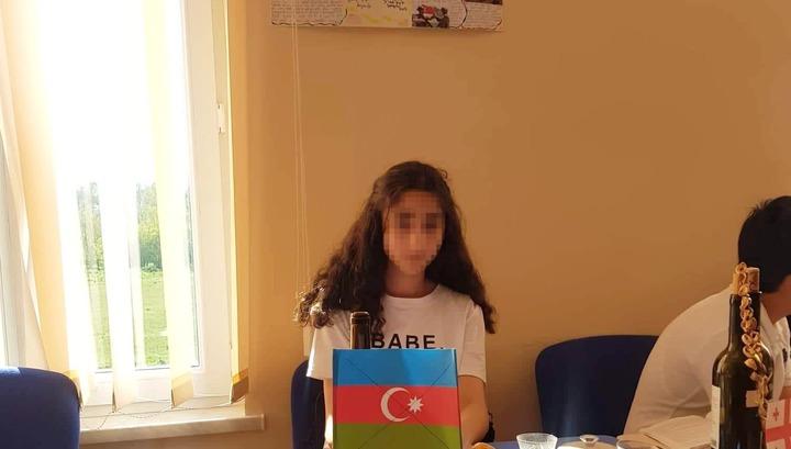 Սևան քաղաքի 4-րդ հիմնական դպրոցում թրքասիրության շքերթ ա․տեղը-տեղին գովազդել են Ադրբեջանը