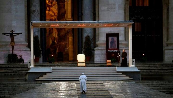 Հռոմի պապն աղոթել է կորոնավիրուսի համավարակի ավարտի համար