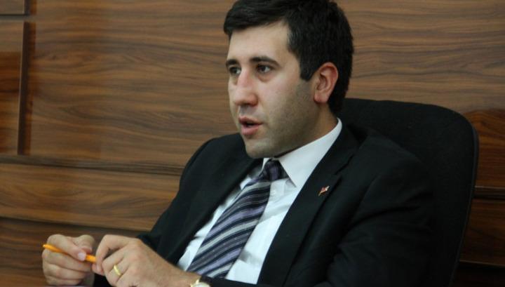 Ադրբեջանի քաղաքացիները ազատորեն անշարժ գույք են ձեռք բերում «Հայաստան» կոչվող երկրում. Ռուբեն Մելիքյան