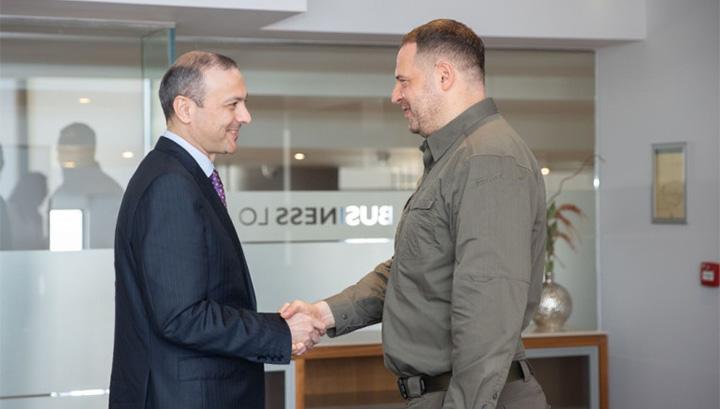 Արմեն Գրիգորյանը հանդիպել է Ուկրաինայի նախագահի աշխատակազմի ղեկավարի հետ