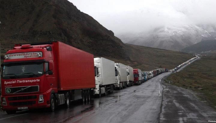 Տեսչական մարմինը Երևան-Երասխ-Գորիս-Մեղրի-Իրանի սահման ճանապարհով անցնող 49 բեռնատարների նկատմամբ արձանագրություններ է կազմել