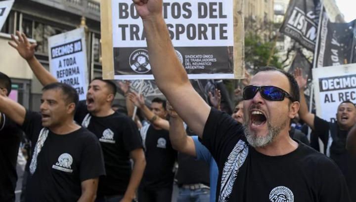 Արգենտինացիները նախագահ ընտրելուց մի քանի օր հետո արդեն նրա դեմ բողոքի ցույց են անում