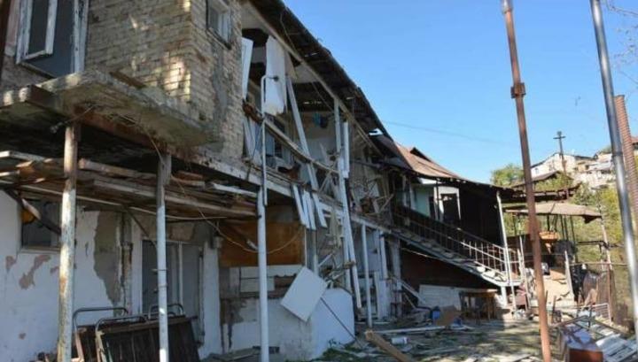 Ադրբեջանական հրթիռի հարվածից Արցախի Ննգի գյուղում վիրավորվել է երեք կին