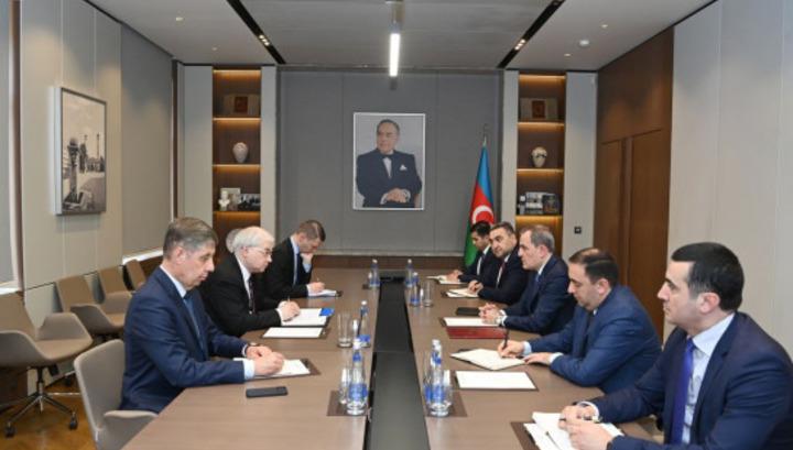 Բայրամովը Խովաևին ասել է, որ բանակցային գործընթացի հիմնական խոչընդոտը Հայաստանի Սահմանադրությունն է