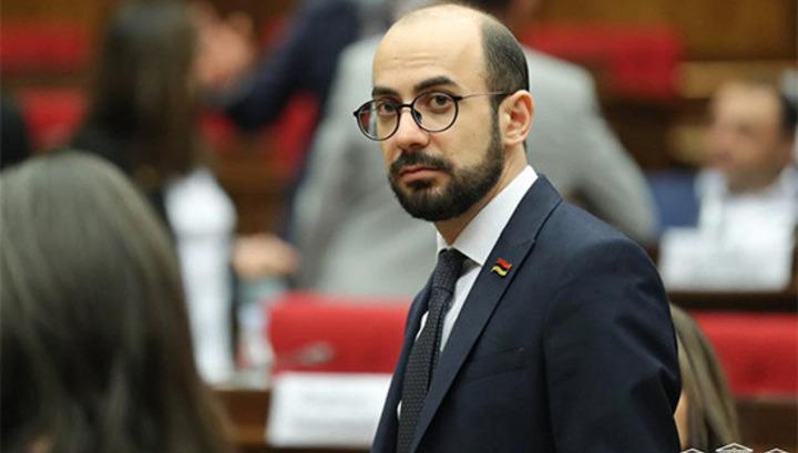 Արթուր Հովհաննիսյանն ընտրվել է ՔՊ խմբակցության քարտուղար