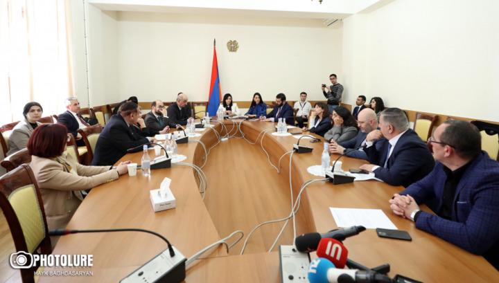 ՔՊ-ականների երեկվա պահվածքը անձամբ հրահանգել էր Փաշինյանը․ «Հրապարակ»