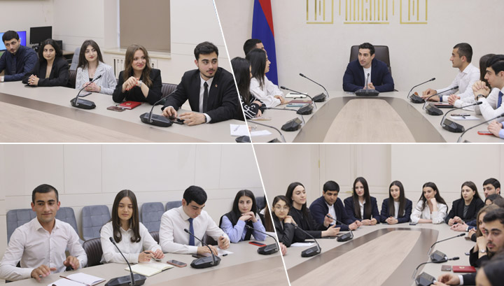 Լևոն Քոչարյանը հանդիպել է Երևանի պետական համալսարանի ուսանողների հետ