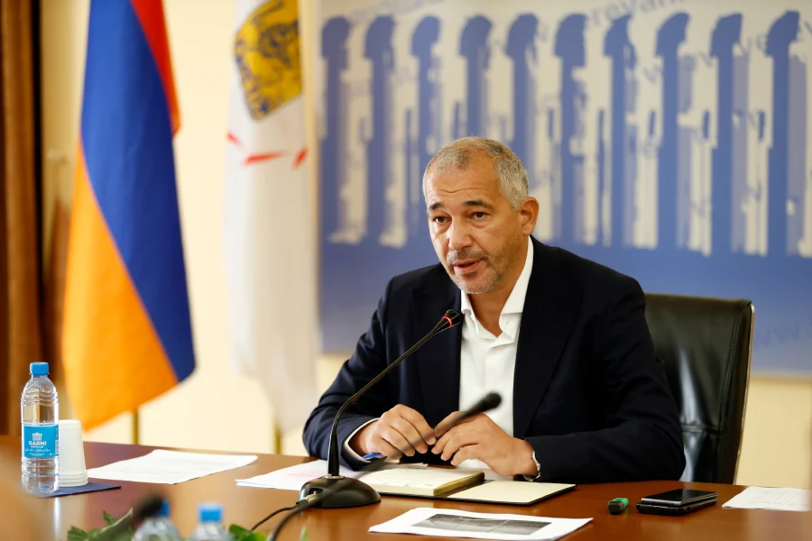 Երևանի քաղաքապետարանի պաշտոնյան կալանավորվել  է