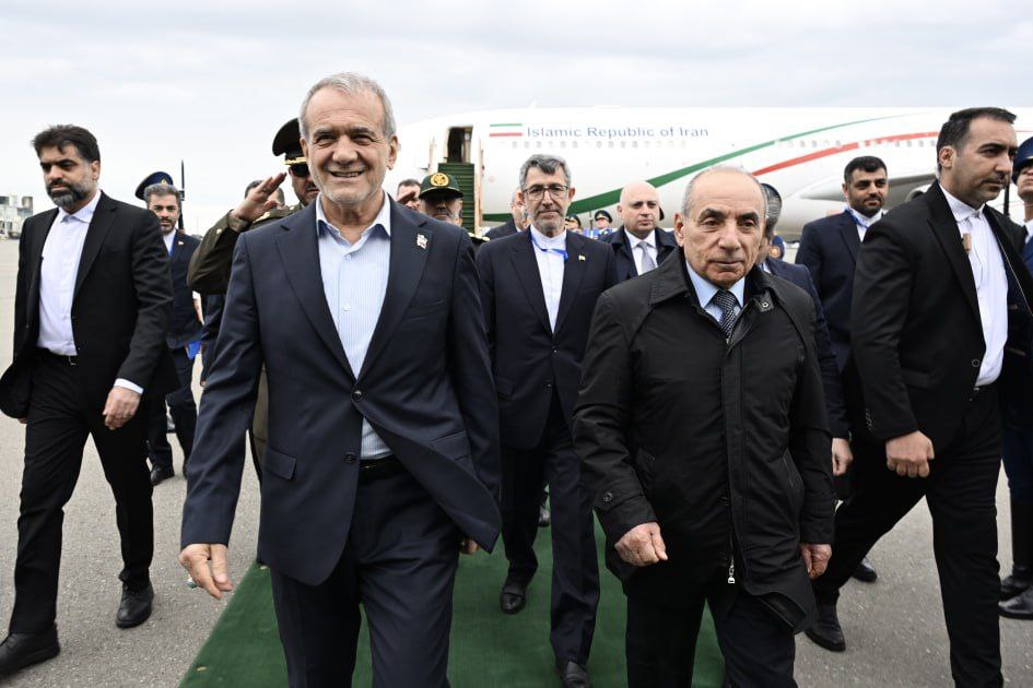 Իրանի նախագահը ժամանել է Բաքու