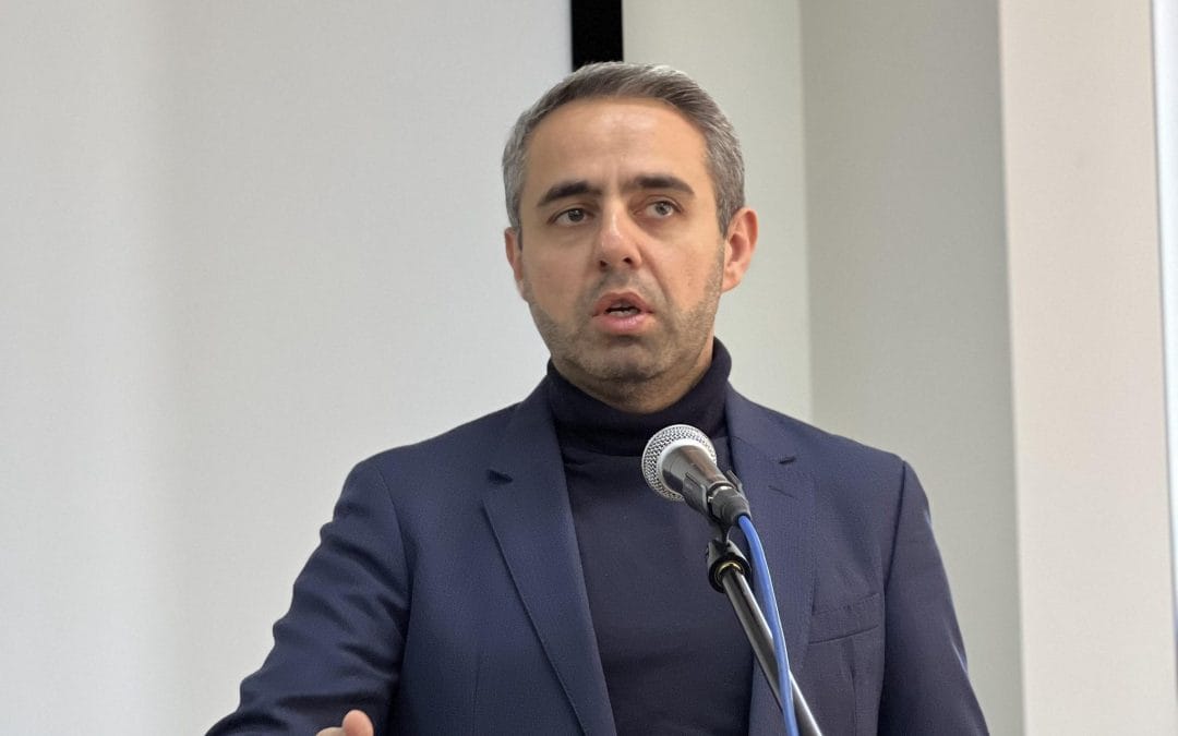 Եթե դատարանը տարբերակի խմբային հայցը ժողովրդական հայցից, Բագրատ Սրբազանի դեմ հայցադիմումի ընդունումը կմերժի. Ղամբարյան
