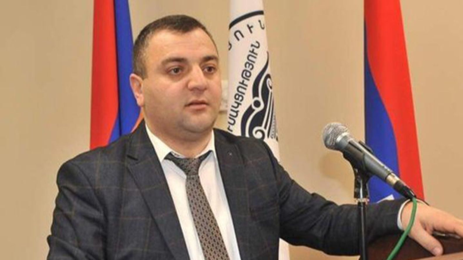 davit-galstyan_1-_x892-quality(80)