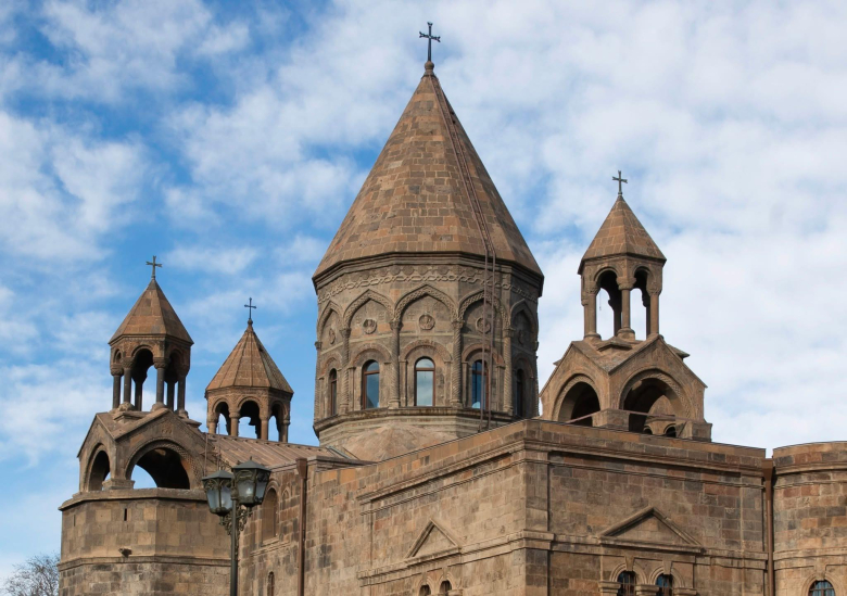 Իրավապաշտպան կառույցներին կոչ է արվում արձագանքել եկեղեցու ինքնավարության նկատմամբ այս՝ մամլիչի նմանվող պետական ճնշմանը. հայտարարություն