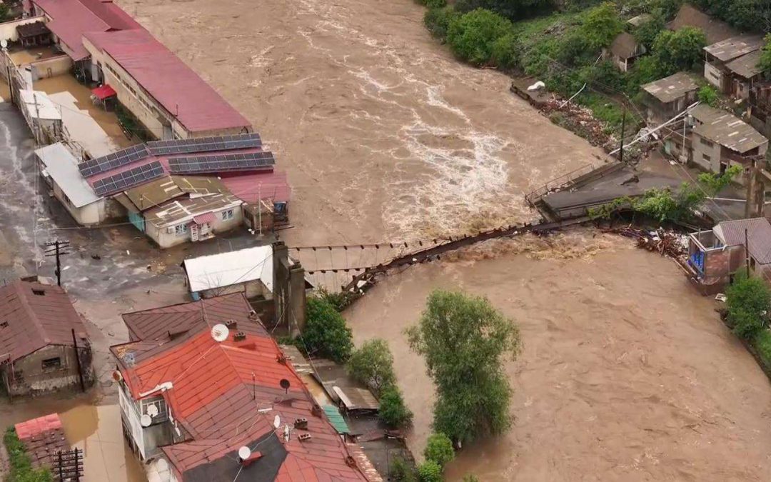 Ջրհեղեղից մեկ տարի անց միջպետական ճանապարհի եզրերի քանդված 10 տեղամասեր չեն վերականգնել. Ոսկան Սարգսյան