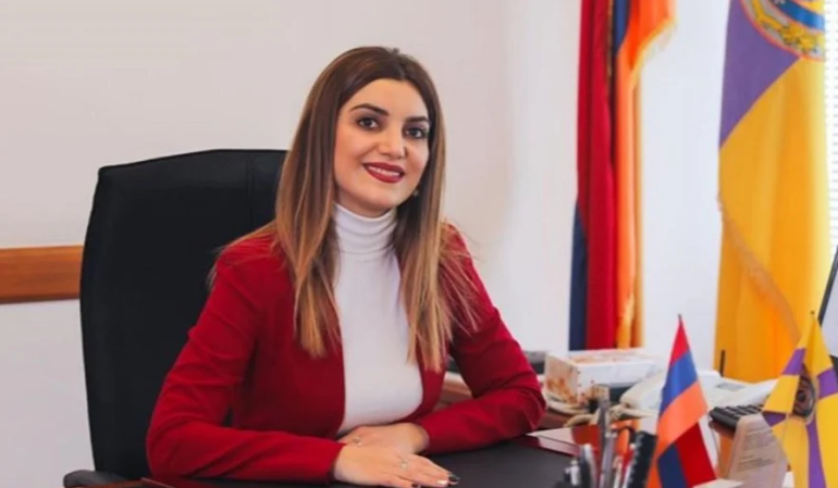 էջմիածնի նախկին համայնքապետ Դիանա Գասպարյանին Հակակոռուպցիոն կոմիտեն մեղադրանք է առաջադրել