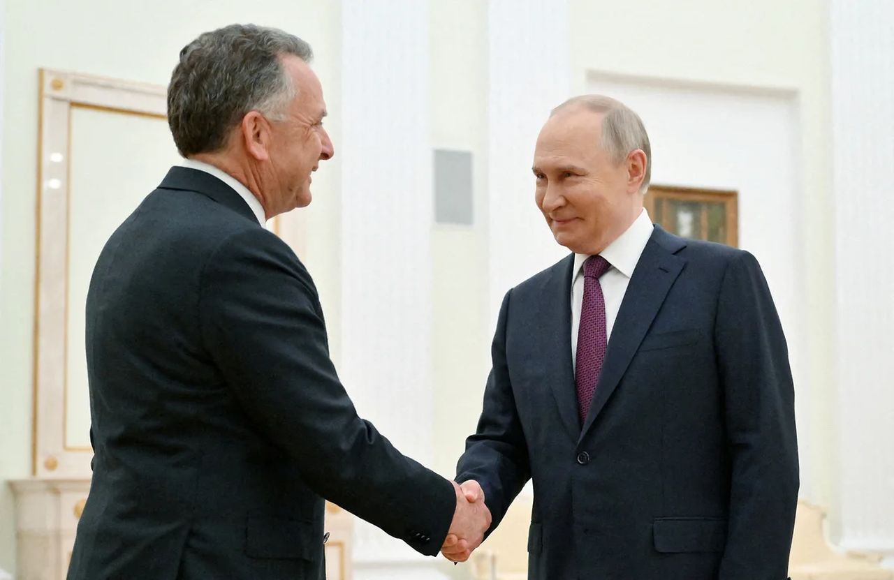 1754473296_vladimir-putin-i-stiv-uitkoff