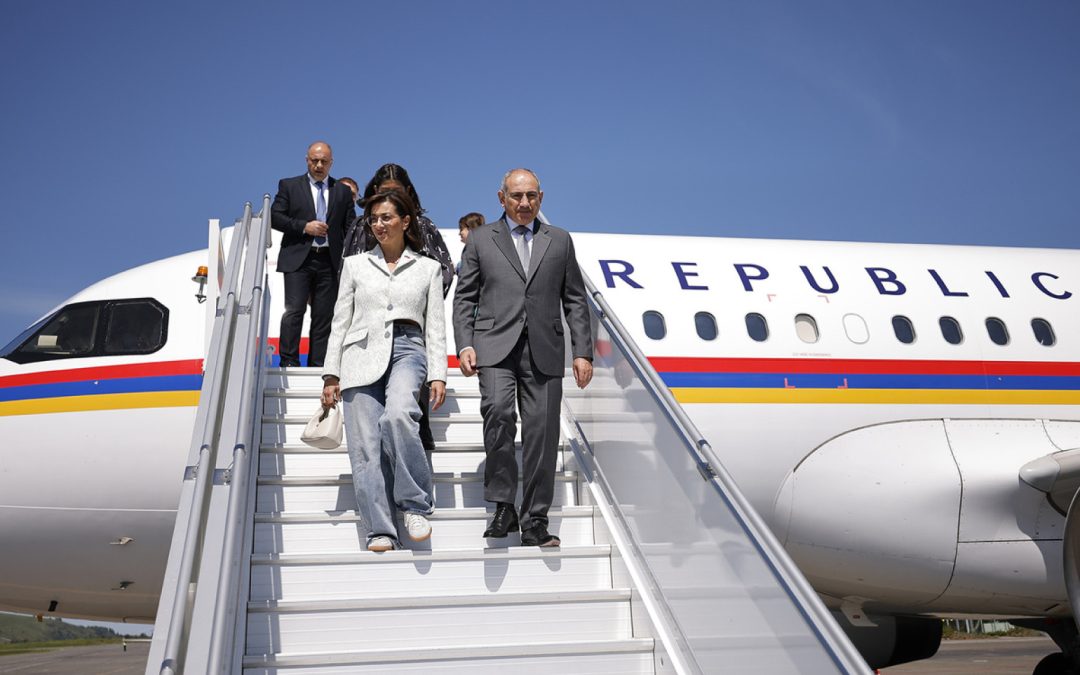 Փաշինյանը կնոջը հետը կտանի Չինաստան