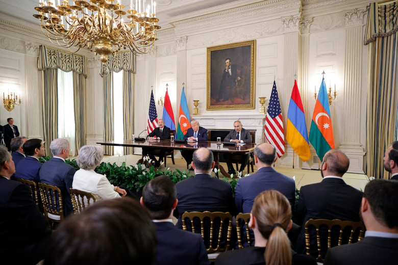 Այն, ինչ վատ է անձամբ Փաշինյանի համար, կարող է շատ լավ լինել Հայաստանի համար և հակառակը. «Փաստ»