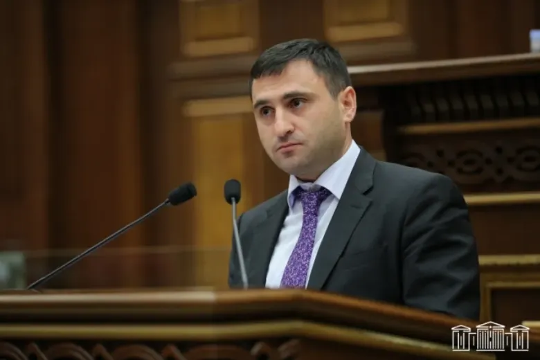 Ի՞նչ է հայտարարագրել 3 մլն դրամի բենզինի կտրոն վաճառած եւ գումարը յուրացրած ՍԱՏՄ նախկին ղեկավարը. «Ժողովուրդ»