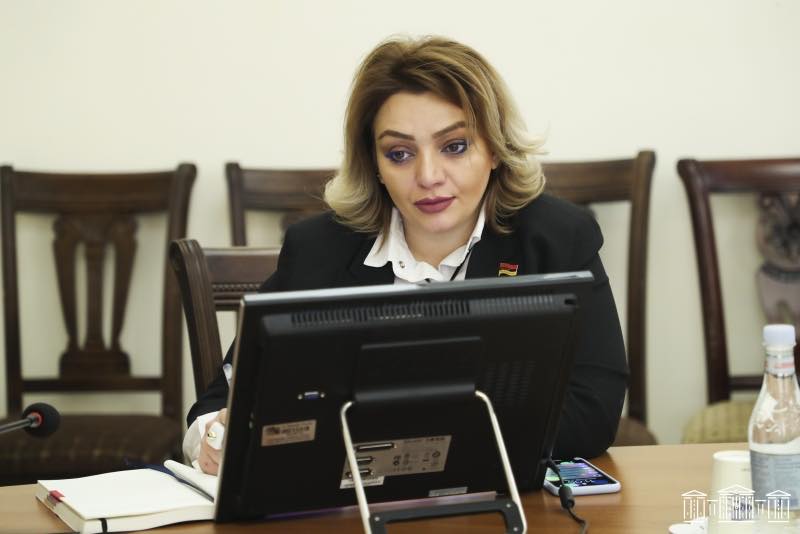 Հռիփսիմե Հունանյանի առաջադրումը լուրջ հակասությունների տեղիք է տվել ՔՊ-ական կանանց մոտ․ «Իրավունք»