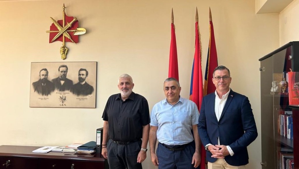 Արմեն Ռուստամյանը եվրոպացի քաղաքական գործիչների հետ քննարկել է արցախցիների հիմնարար իրավունքների միջազգային պաշտպանության հարցը
