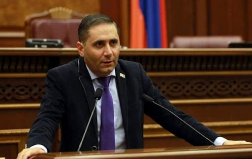 Ադրբեջանական գրքերում Հայաստանը ներկայացնում են որպես ռուսների կողմից օկուպացված տարածք. Արման Աբովյան