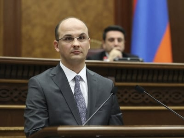ԱԱԾ պետը ՀՀ անկախության օրը դիմավորելու է Բաքվում. Տիգրան Քոչարյան
