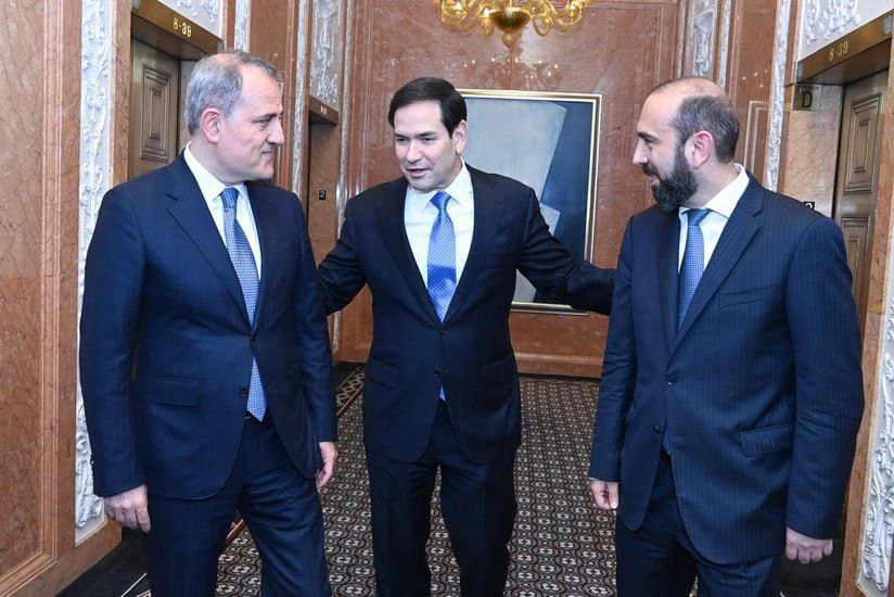 Միրզոյանն ու Բայրամովը միասին ընթրիքի են մասնակցել