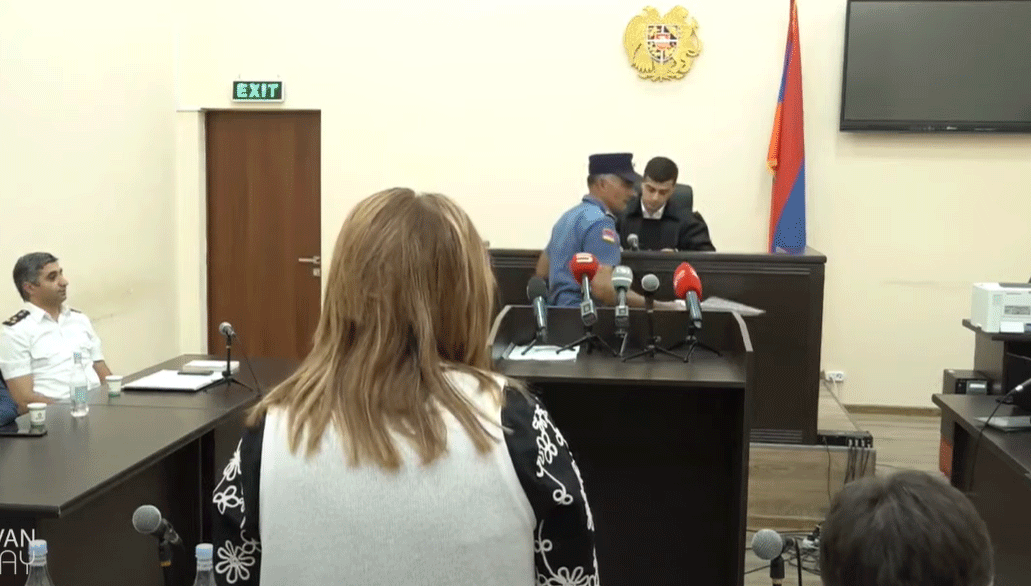 Խաչատուրովի թարգմանչին անվստահություն հայտնեցին․ վերջինս ինքնաբացարկ հայտնեց