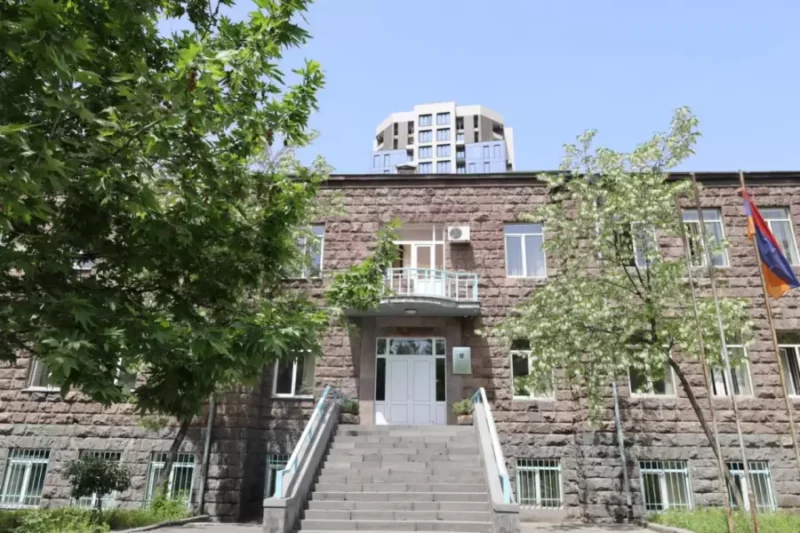 Արտակարգ դեպք Երևանի դպրոցներից մեկում. 15-ամյա տղան տեղափոխվել է հիվանդանոց