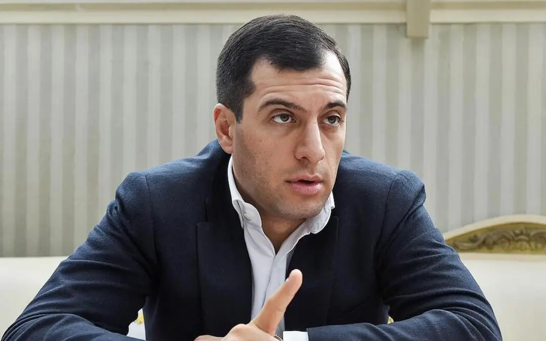 Հյուպատոսարանում հայտնաբերված դիակի առեղծվածը. «Ժողովուրդ»