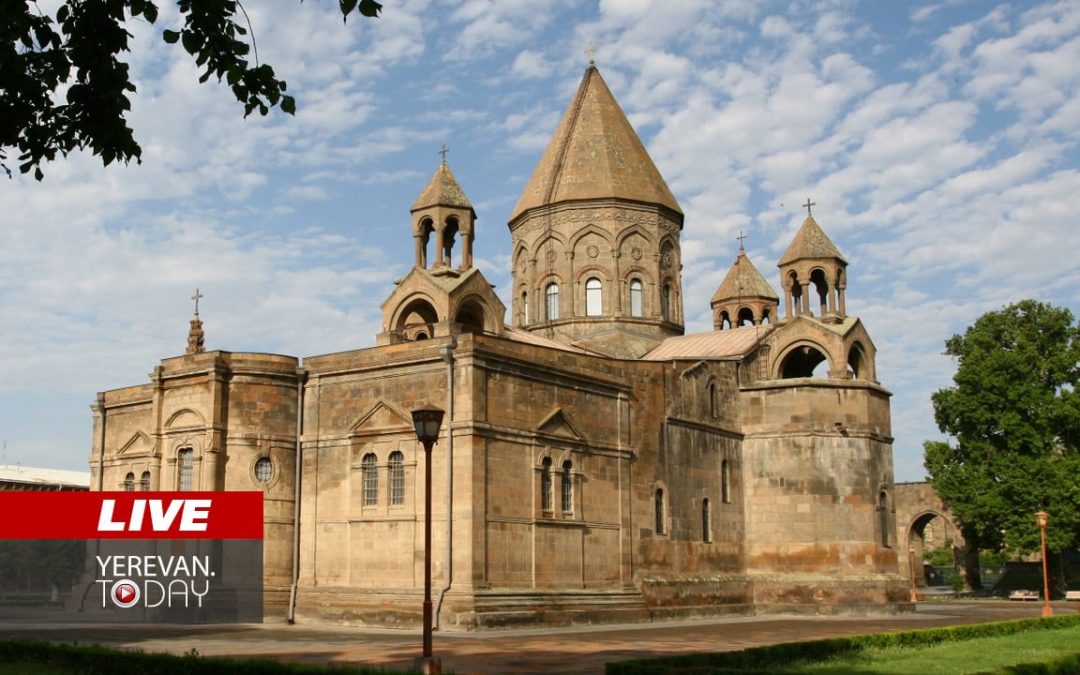 ԱՅՍ ՊԱՀԻՆ| ՈՒՂԻՂ| «Մեր ձևով» շարժման ուխտագնացությունը դեպի Էջմիածին