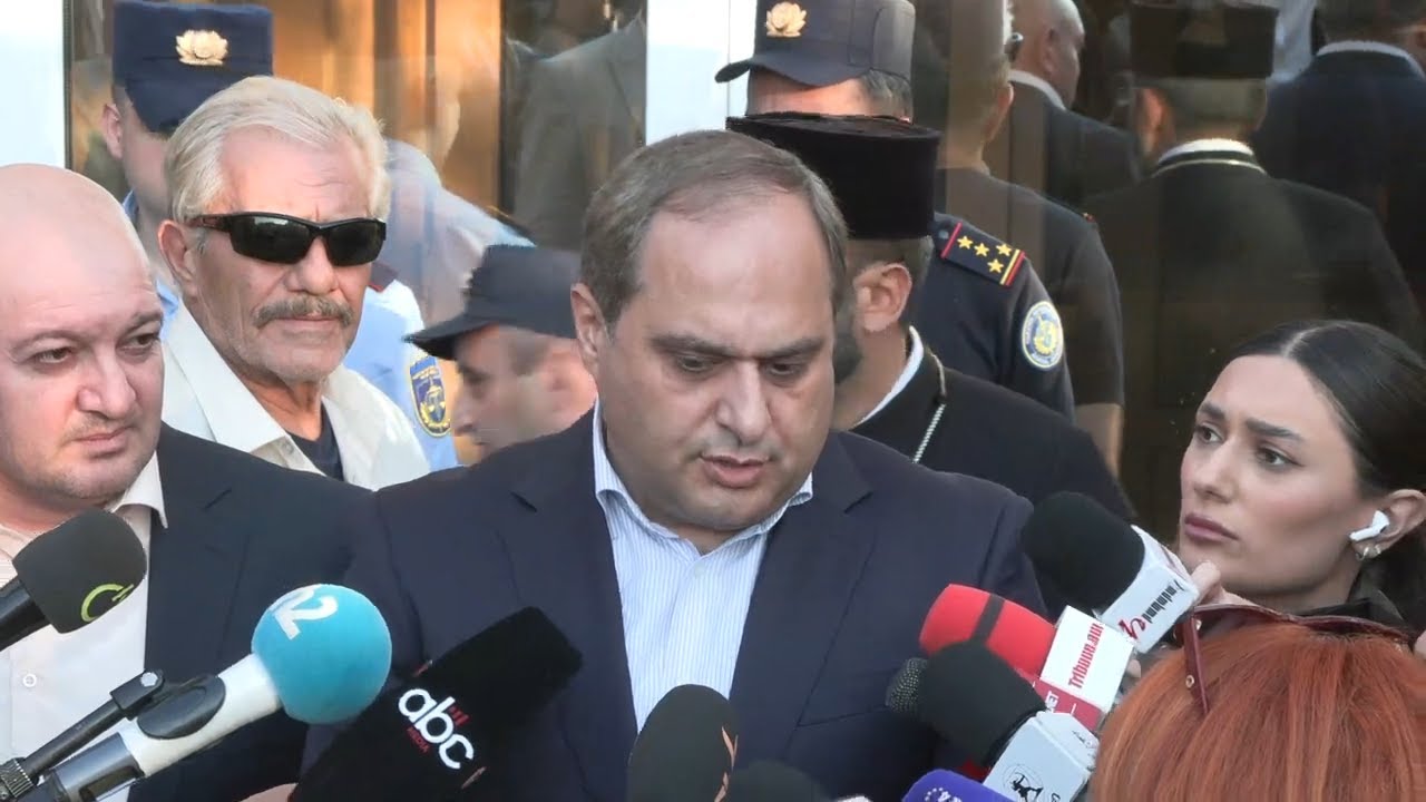 ԱՅՍ ՊԱՀԻՆ | ՈւՂԻՂ |Ի՞նչ է կատարվում դատարանի բակում Միքայել սրբազանին ազատազրկելուց հետո