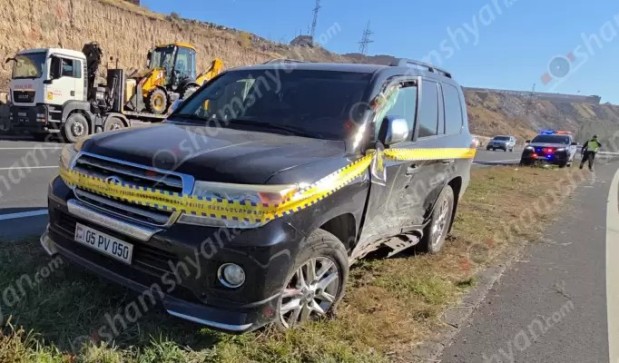 «Արծվի թևեր»-ի հարևանությամբ բախվել են «Toyota Land Cruiser»-ն ու «Opel Zafira»-ն. 5 վիրավոր