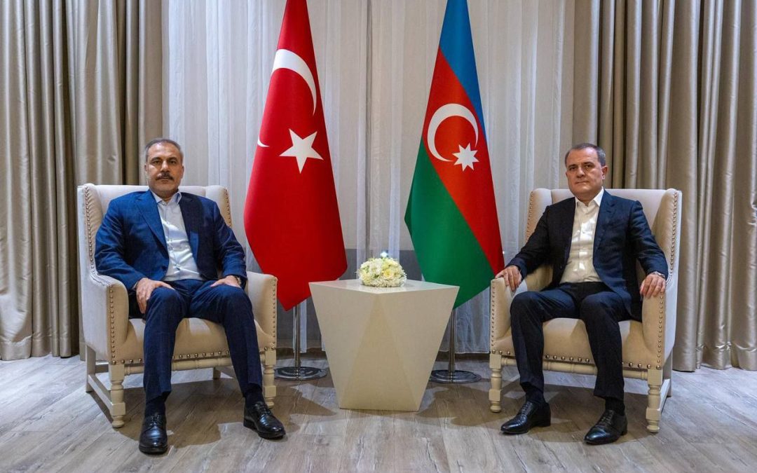 Թուրքիայի և Ադրբեջանի ԱԳՆ նախարարները հանդիպել են