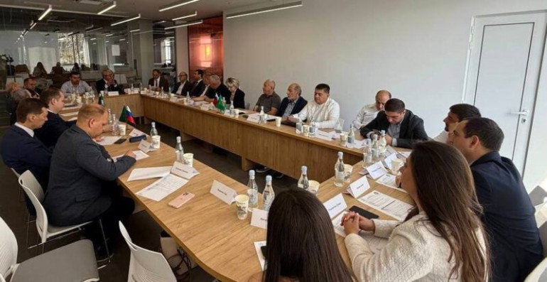 ՀՀ-ում 102-րդ ռուսական ռազմակայանի ներկայացուցիչները ռուս-հայկական հարաբերություններն են քննարկել