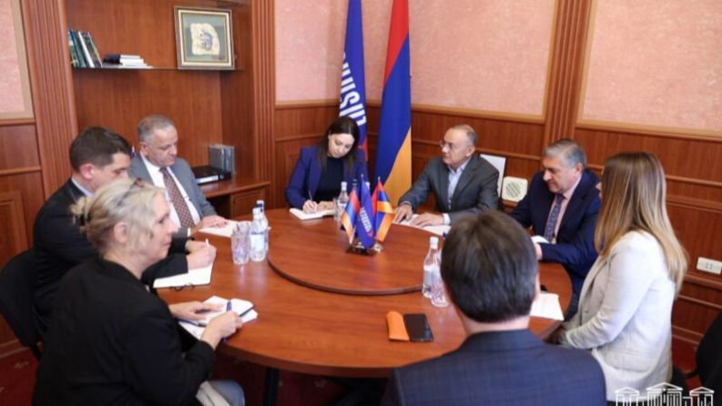 «Հայաստան» խմբակցության պատգամավորները ԵՄ դեսպանի հետ քննարկել են հայ գերիների հարցը